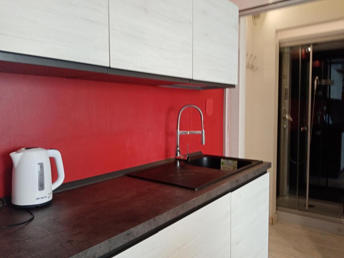 Einaudi 56 Guest House Cagliari Exterior foto